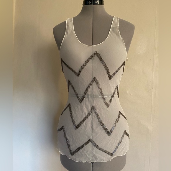 RARE Forever 21 Vintage Sheer Chevron Beaded Detail Applique Tank Top S - Picture 3 of 3